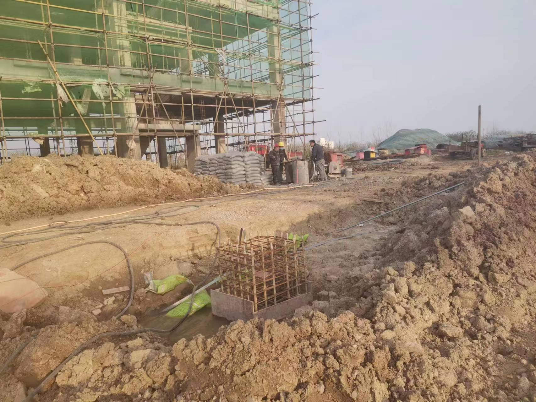 科尔沁右翼前当桥梁出现裂缝的时候应该及时加固修补